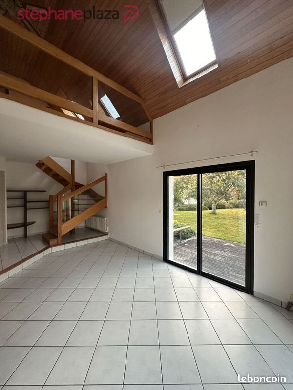 Maison à louer, 111m², Poullan-sur-Mer