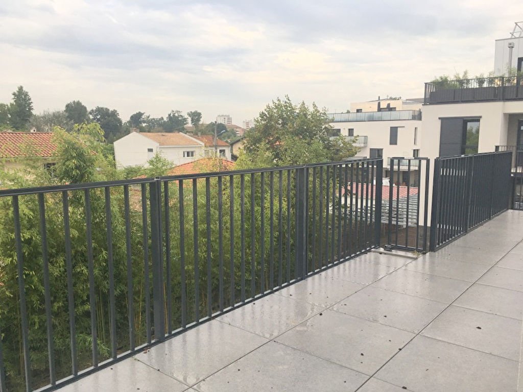 Appartement à louer, 68m², Mérignac