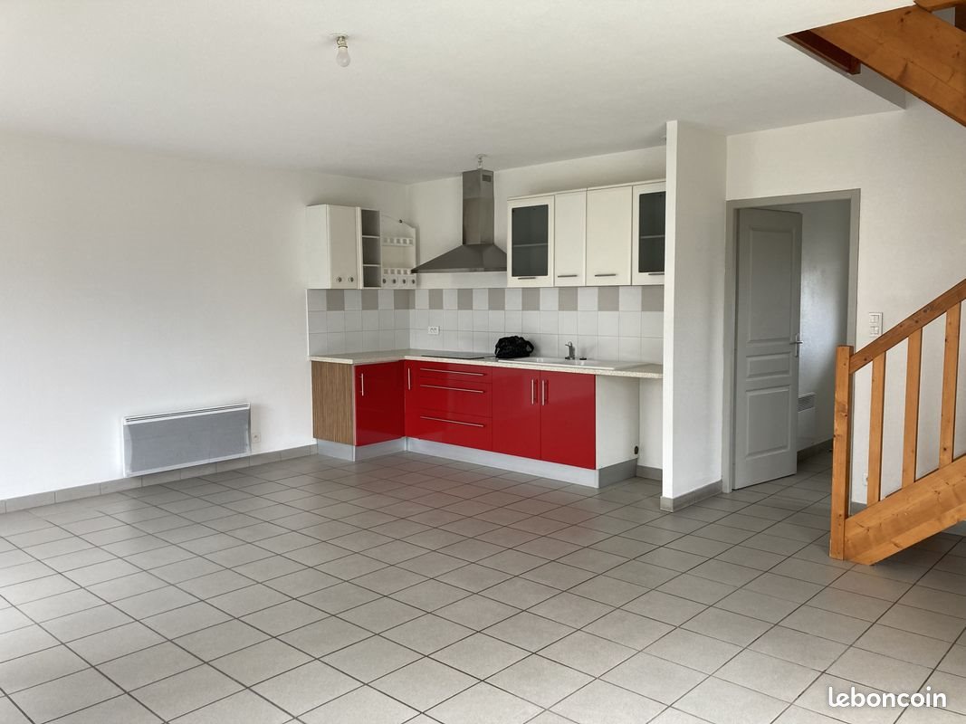 Maison à louer, 76m², Mios