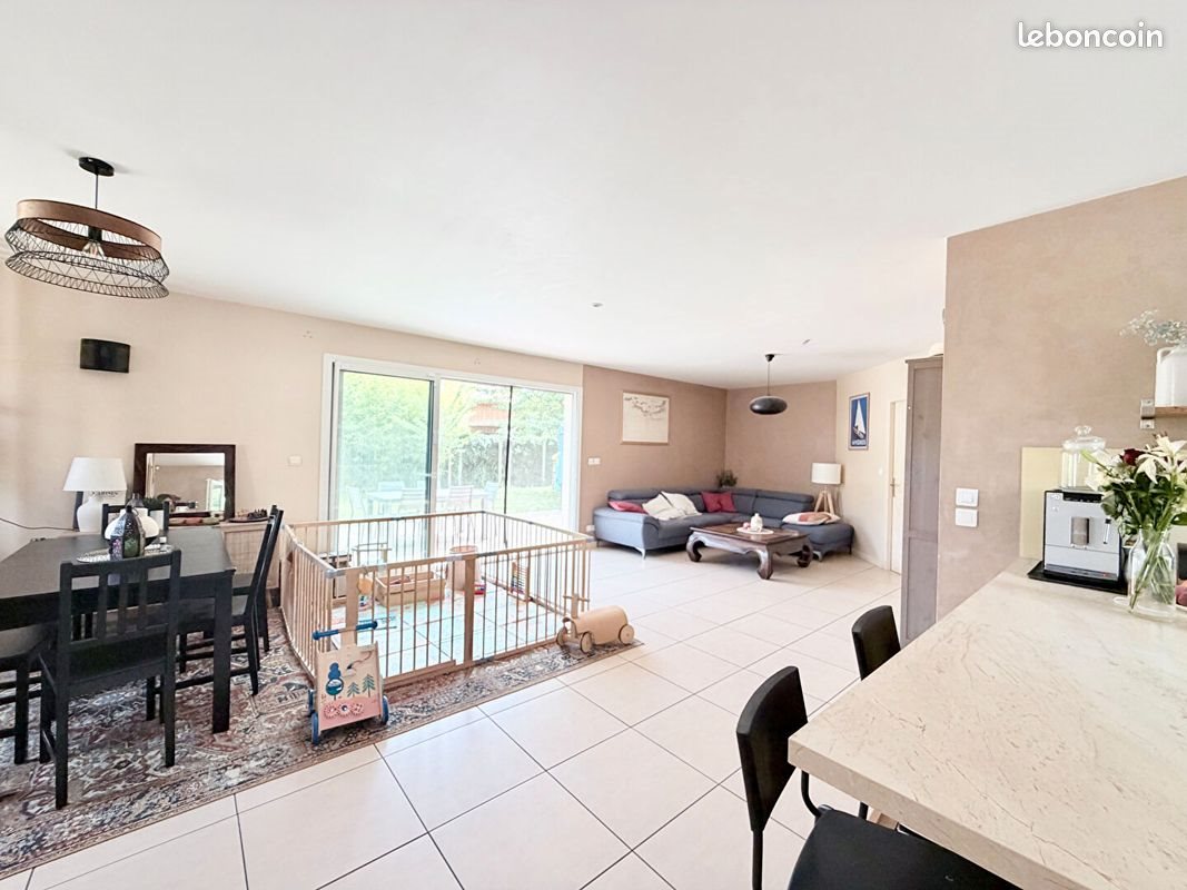 Maison à vendre, 101m², Pessac