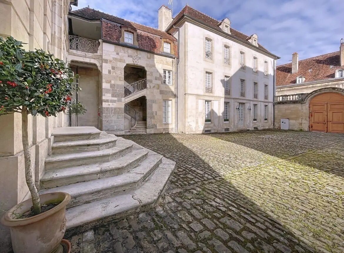 Appartement à vendre, 89m², Semur-en-Auxois