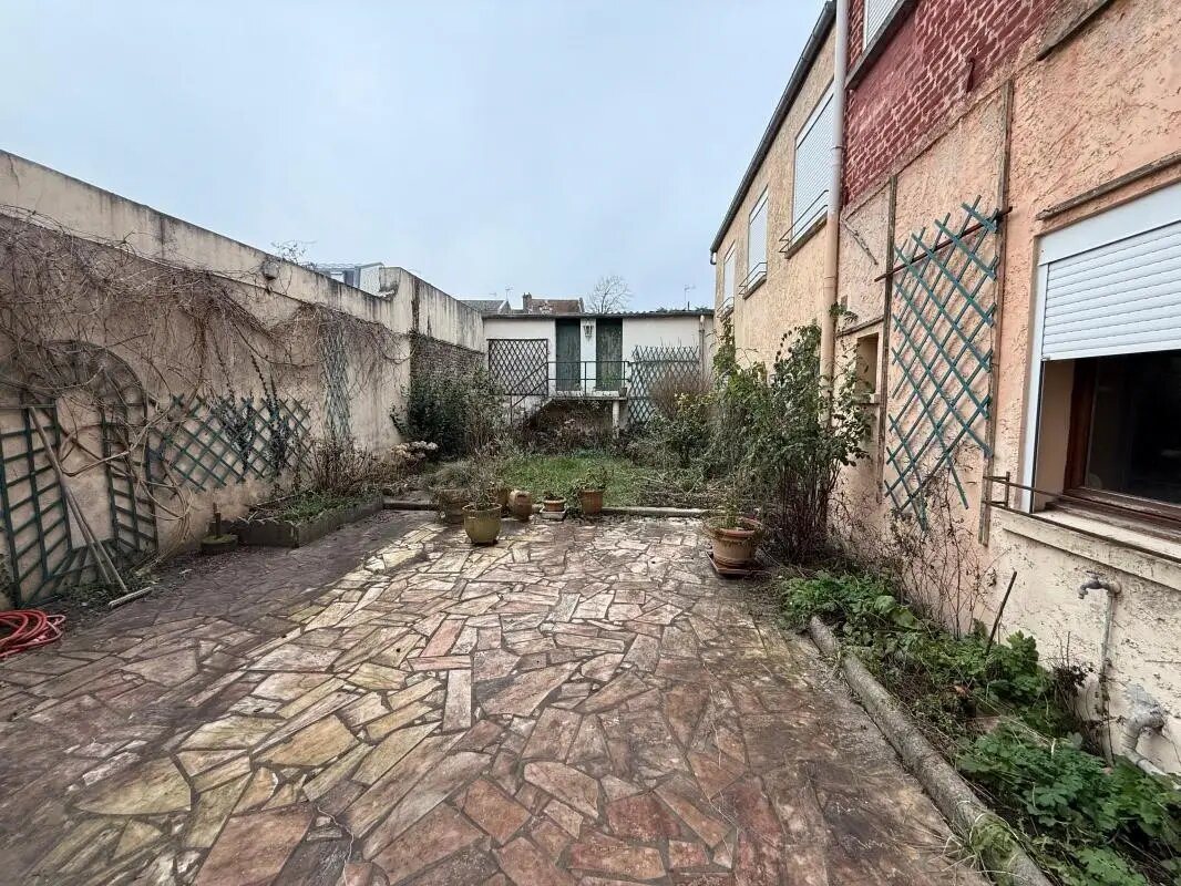 Maison à vendre, 214m², Saint-Quentin