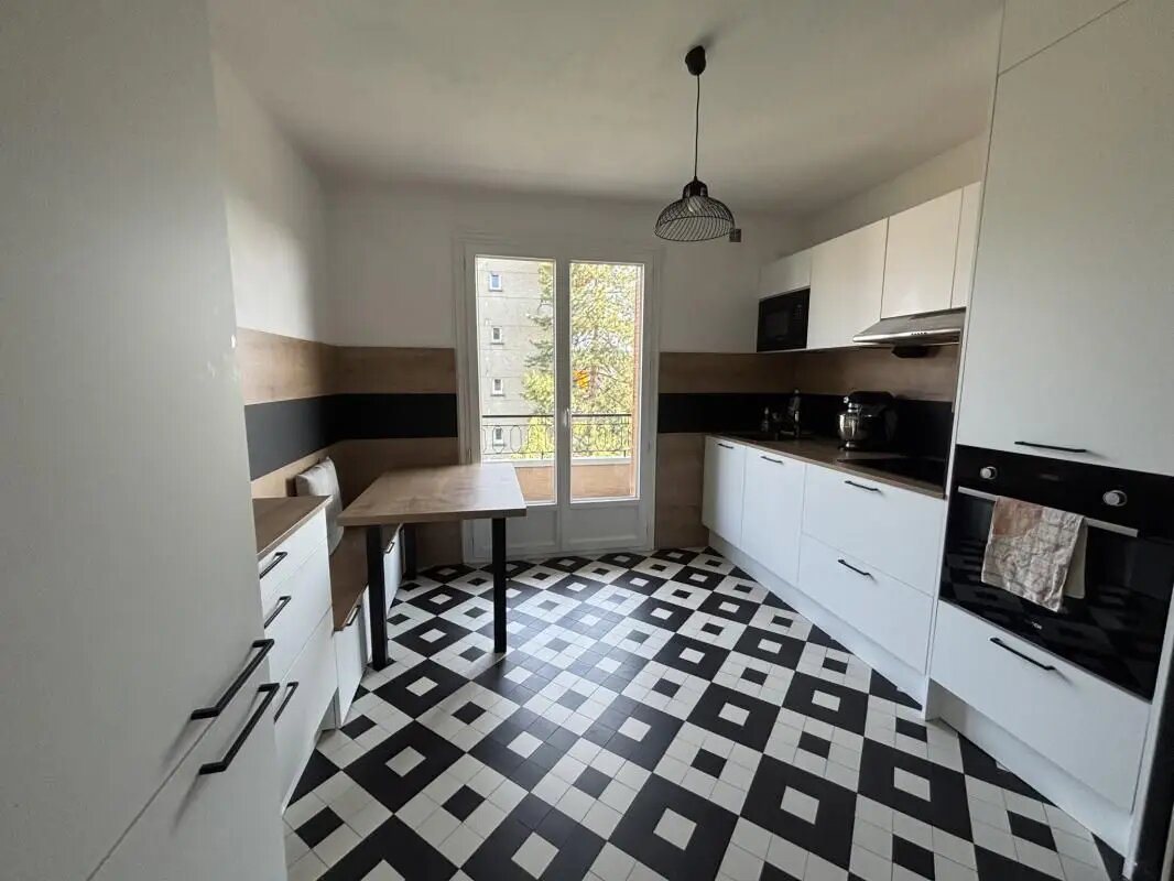 Appartement à louer, 80m², Meylan