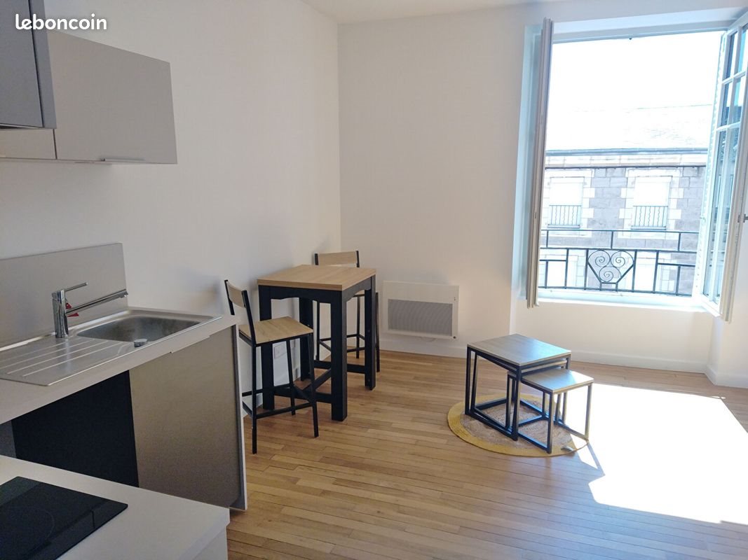 Appartement à louer, 26m², Brive-la-Gaillarde