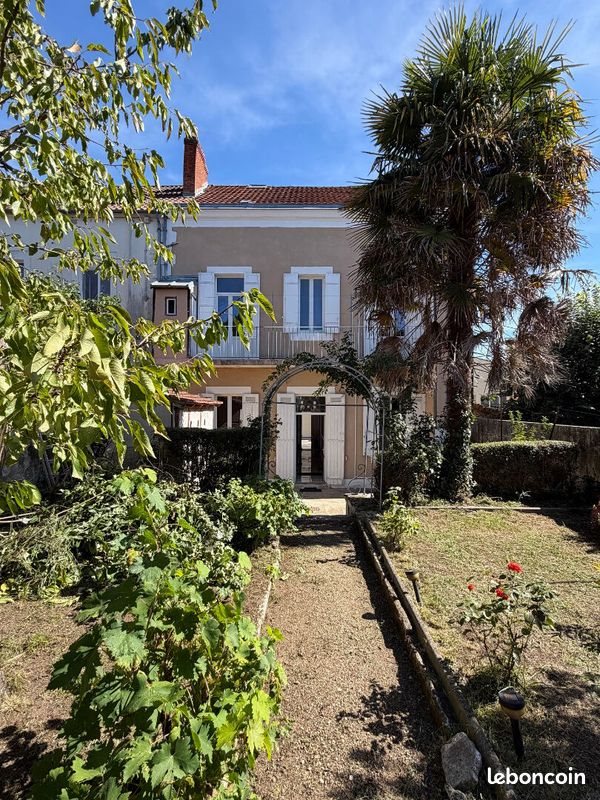Appartement à vendre, 245m², Périgueux