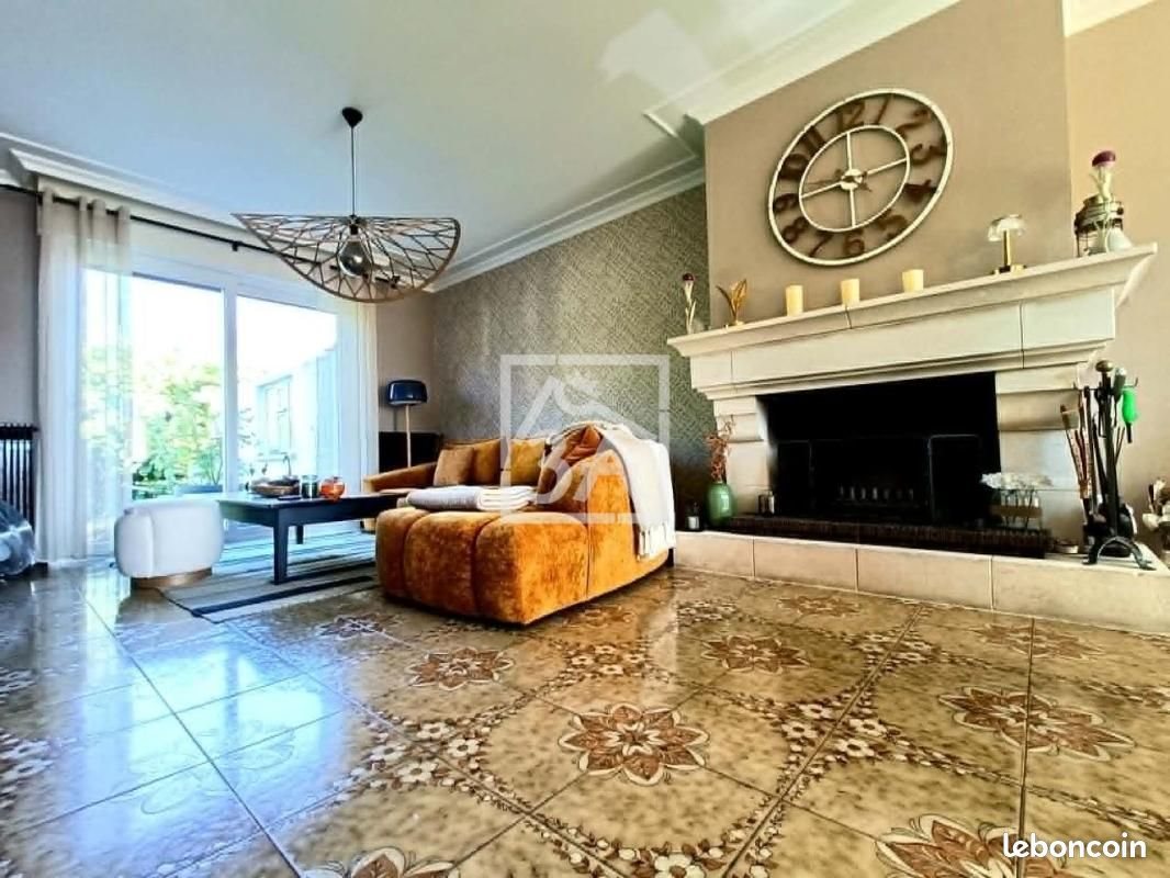 Maison à vendre, 170m², Allouagne