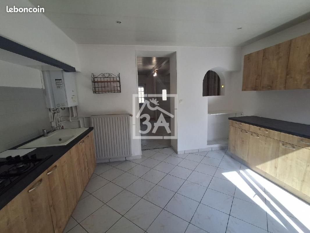 Maison à louer, 67m², Guînes