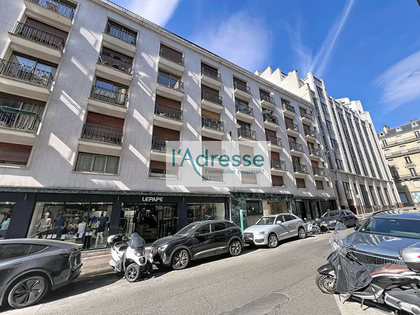 Appartement à louer, 27m², Paris 8ème