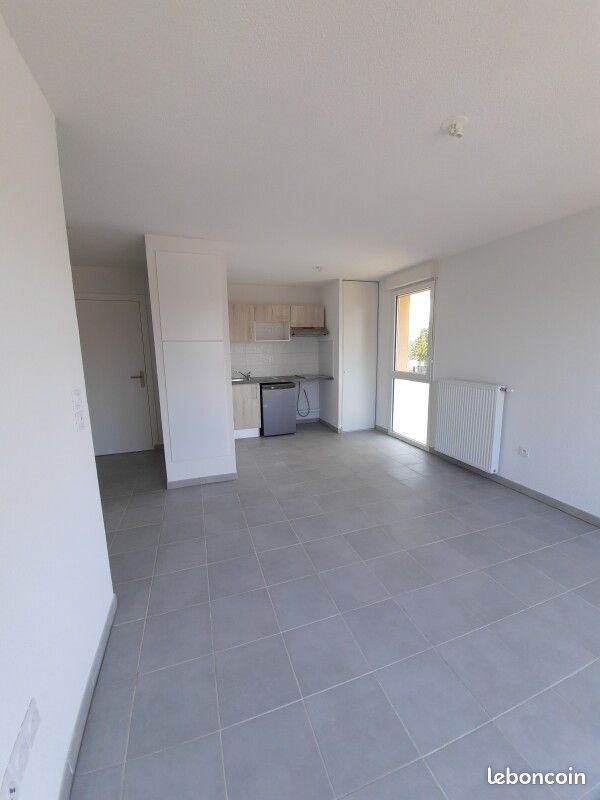 Appartement à louer, 40m², Roques