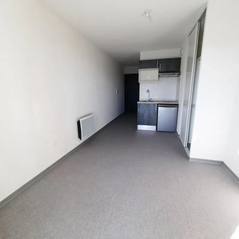 Appartement à louer, 18m², Nîmes