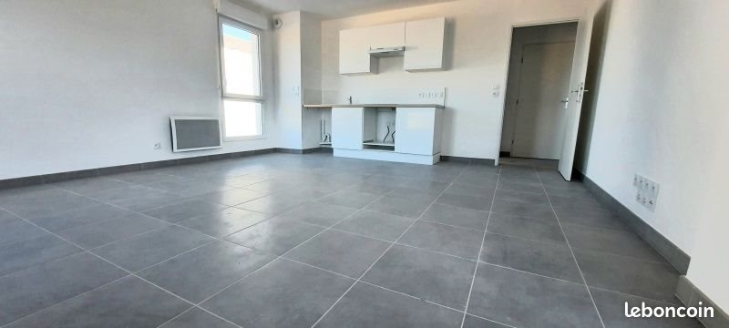 Appartement à louer, 77m², Juvignac