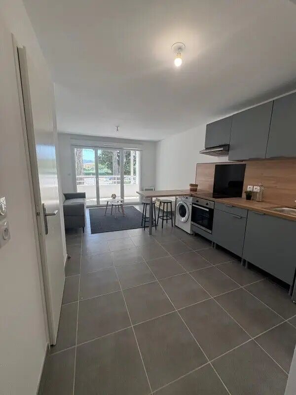 Appartement à louer, 41m², Saint-Rémy-de-Provence
