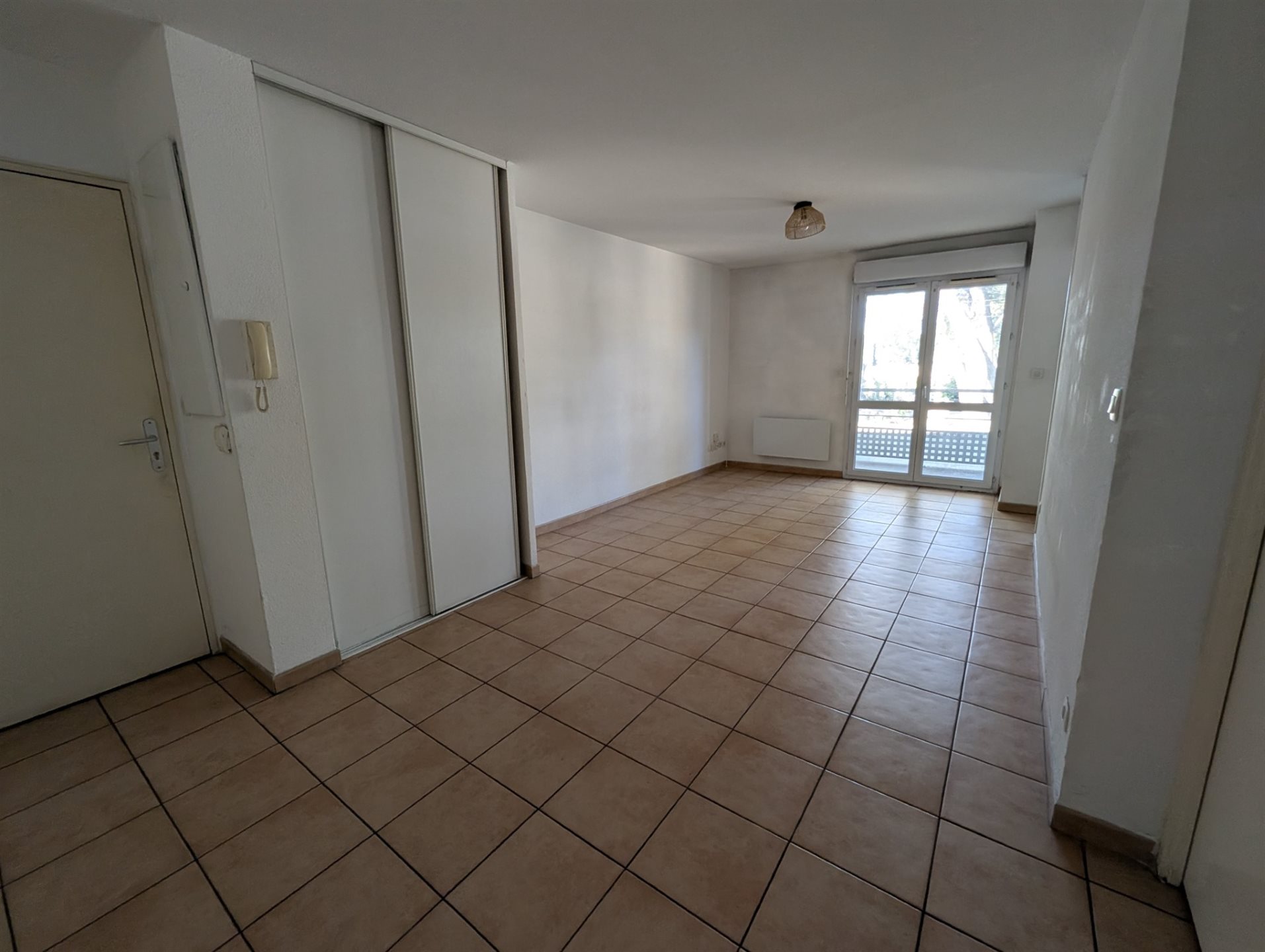 Appartement à louer, 45m², Nîmes