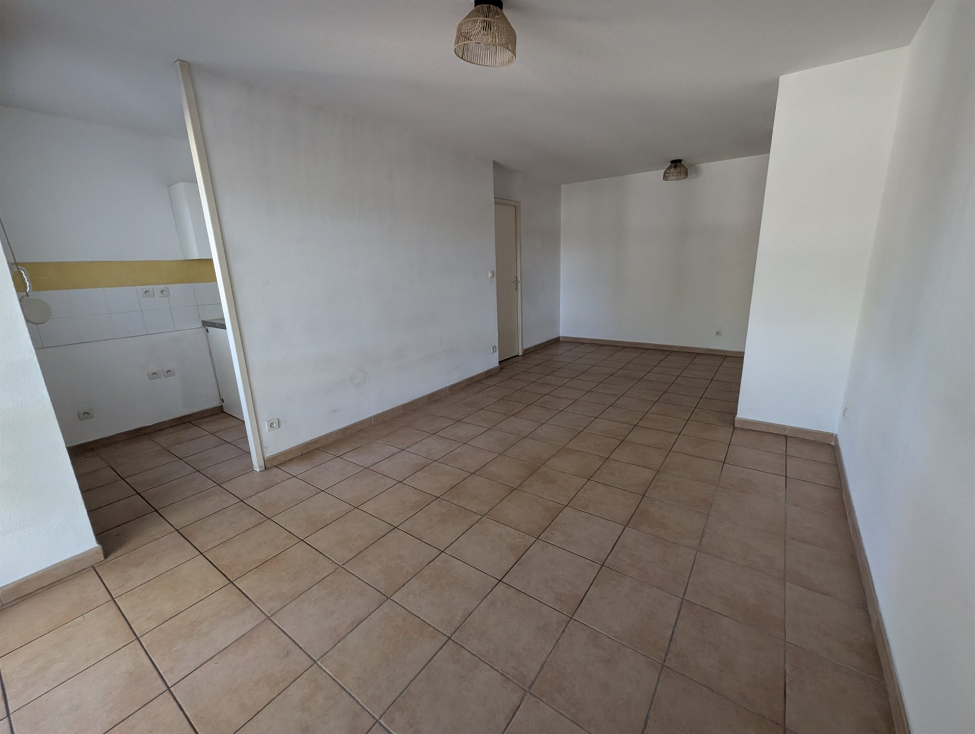 Appartement à louer, 45m², Nîmes