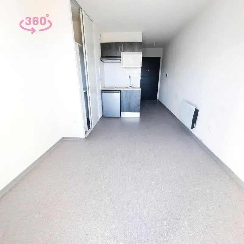 Appartement à louer, 18m², Nîmes
