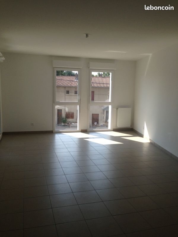 Appartement à louer, 67m², Mions
