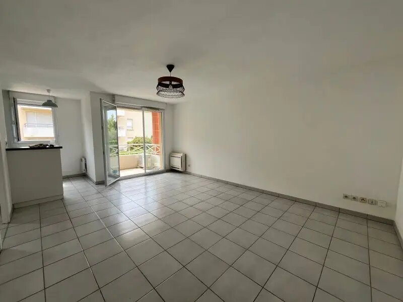 Appartement à louer, 40m², Montrabé