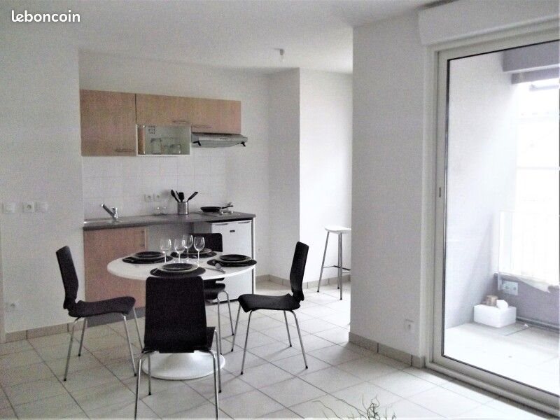Appartement à louer, 39m², Bègles