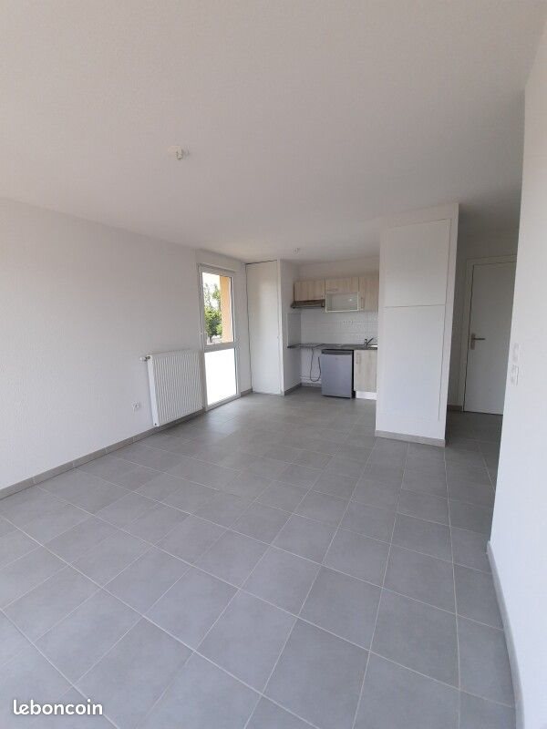 Appartement à louer, 40m², Roques