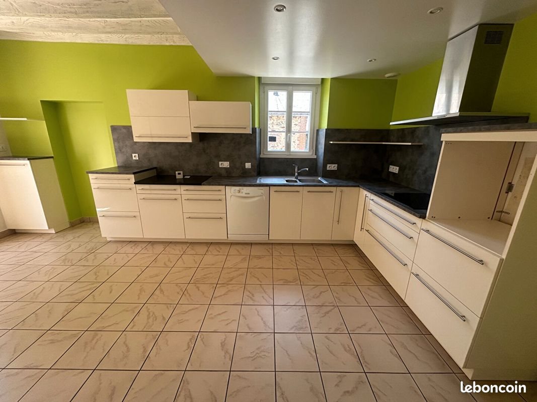 Maison à vendre, 114m², Chemazé