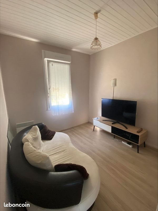 Maison à louer, 53m², Quelaines-Saint-Gault