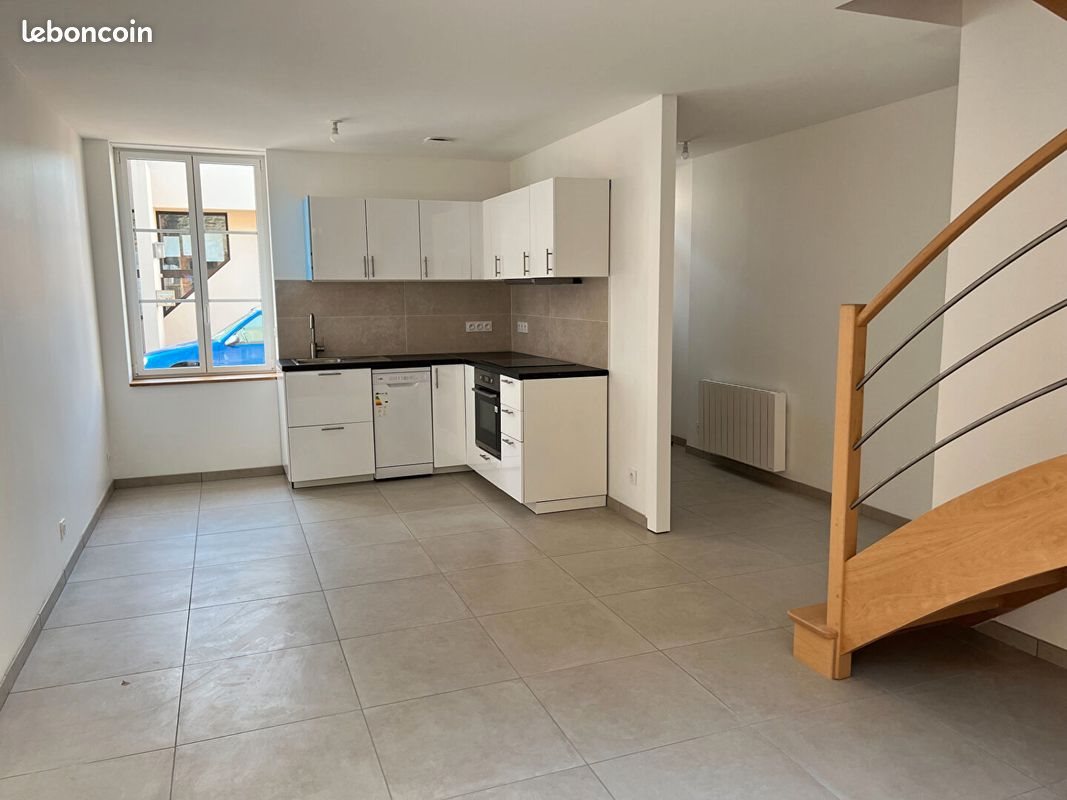 Maison à louer, 58m², Ernée