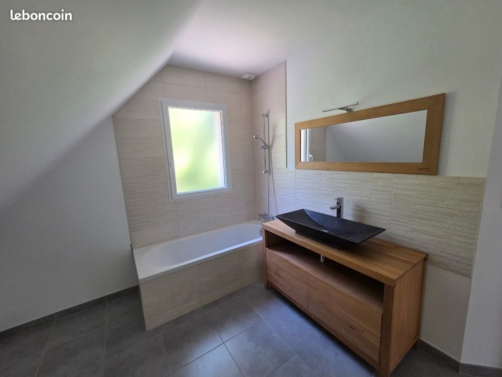 Maison à louer, 103m², Saint-Pierre-la-Cour