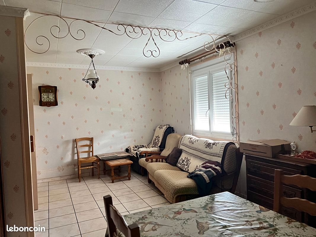 Maison à vendre, 91m², Saint-Denis-de-Gastines