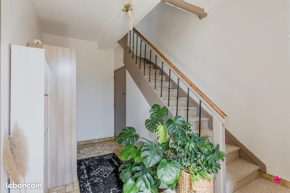 Maison à vendre, 113m², Leyment