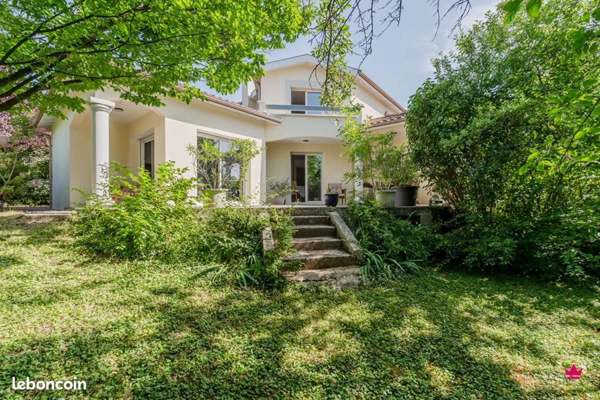 Maison à vendre, 160m², Neyron
