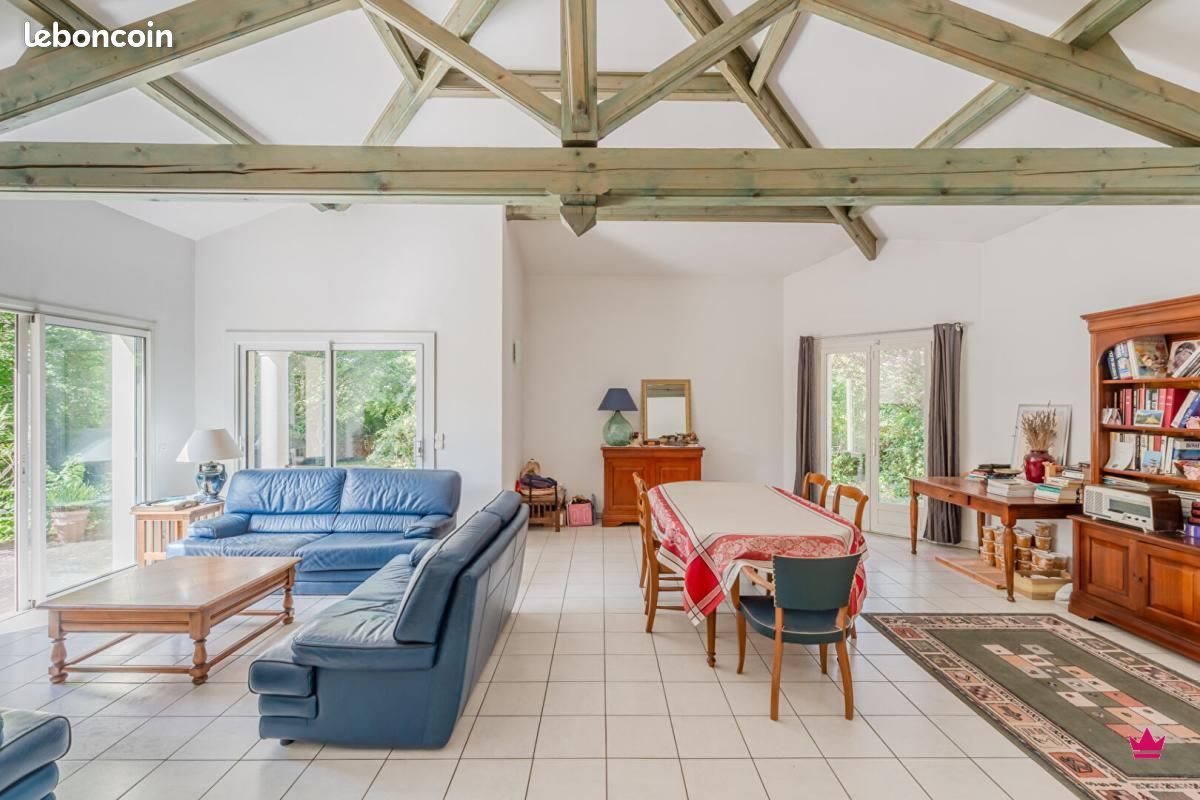 Maison à vendre, 160m², Neyron