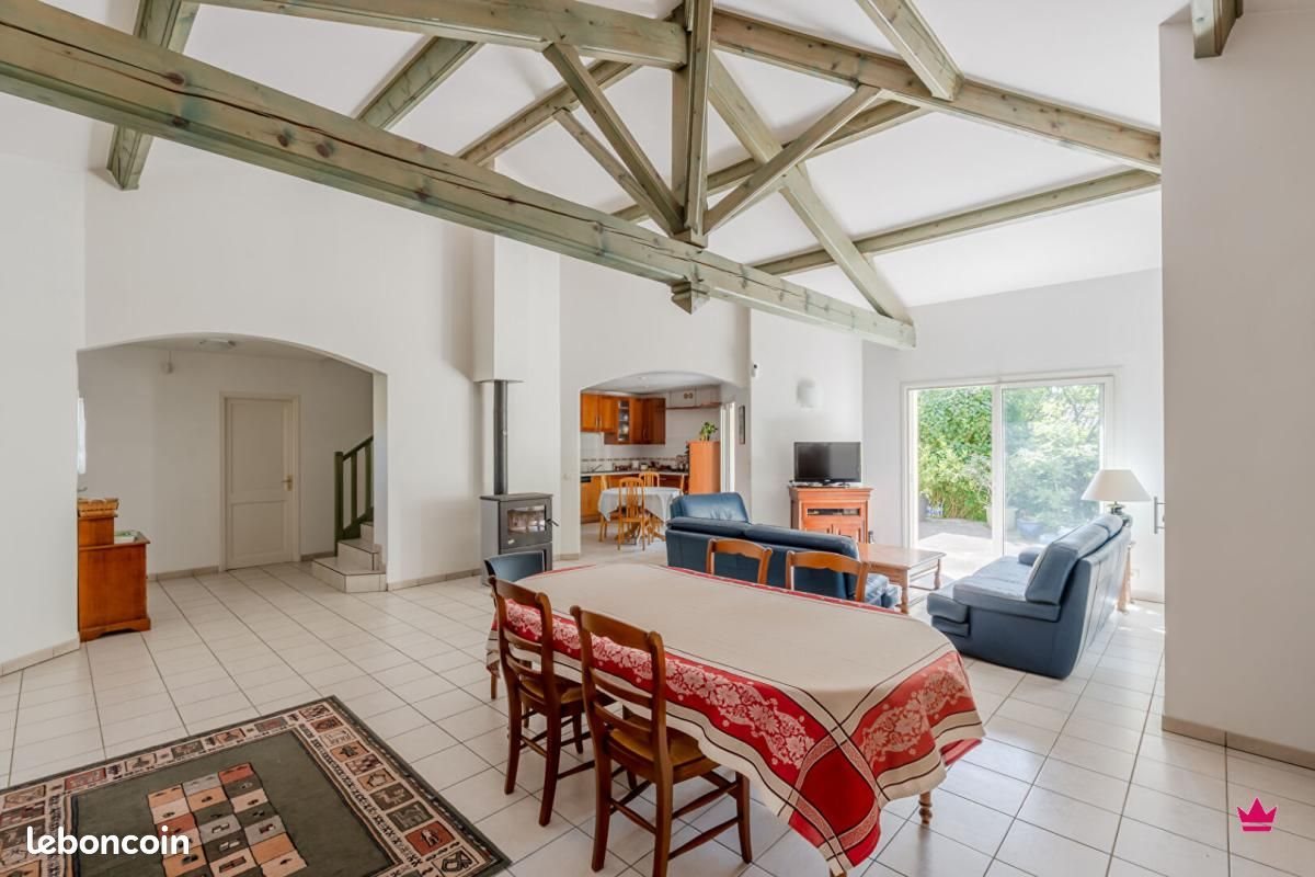 Maison à vendre, 160m², Neyron