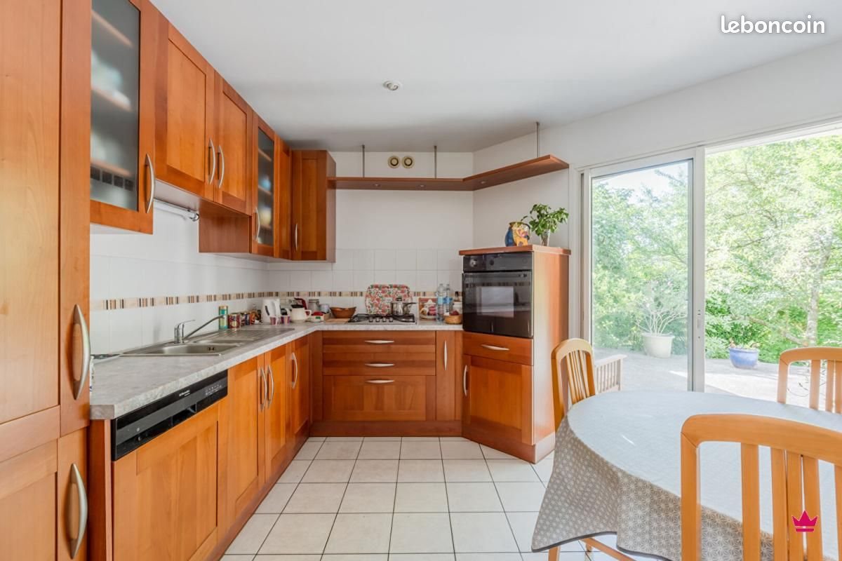 Maison à vendre, 160m², Neyron