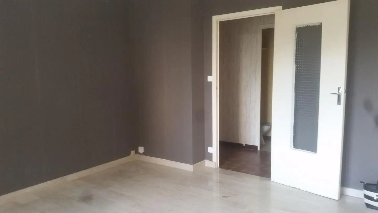 Appartement à louer, 30m², Saint-Priest
