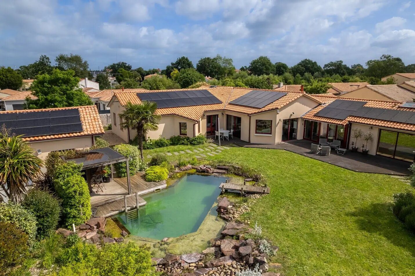 Maison à vendre, 241m², Sainte-Pazanne