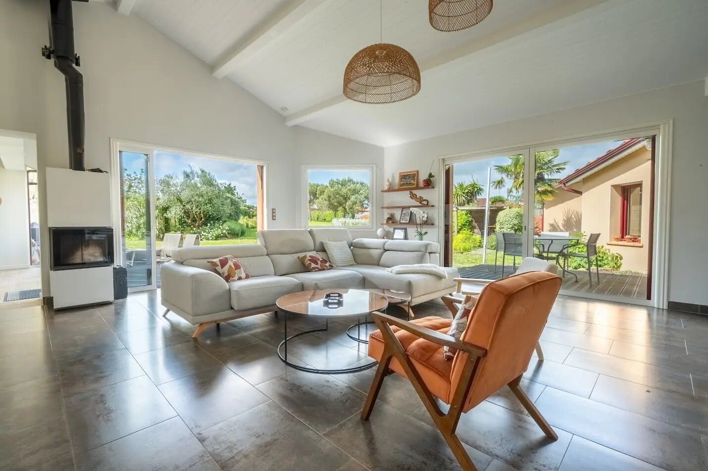 Maison à vendre, 241m², Sainte-Pazanne