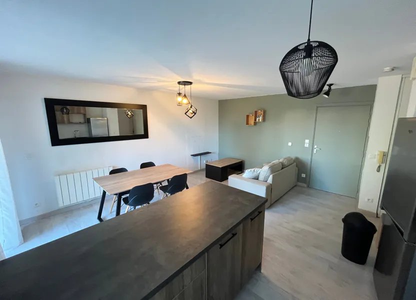 Appartement à louer, 46m², Ambarès-et-Lagrave