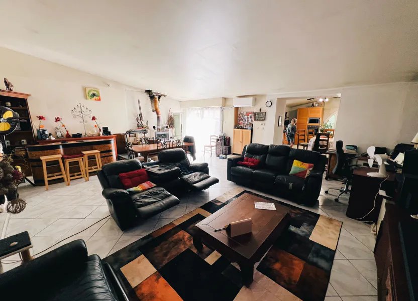 Maison à vendre, 170m², Carbon-Blanc