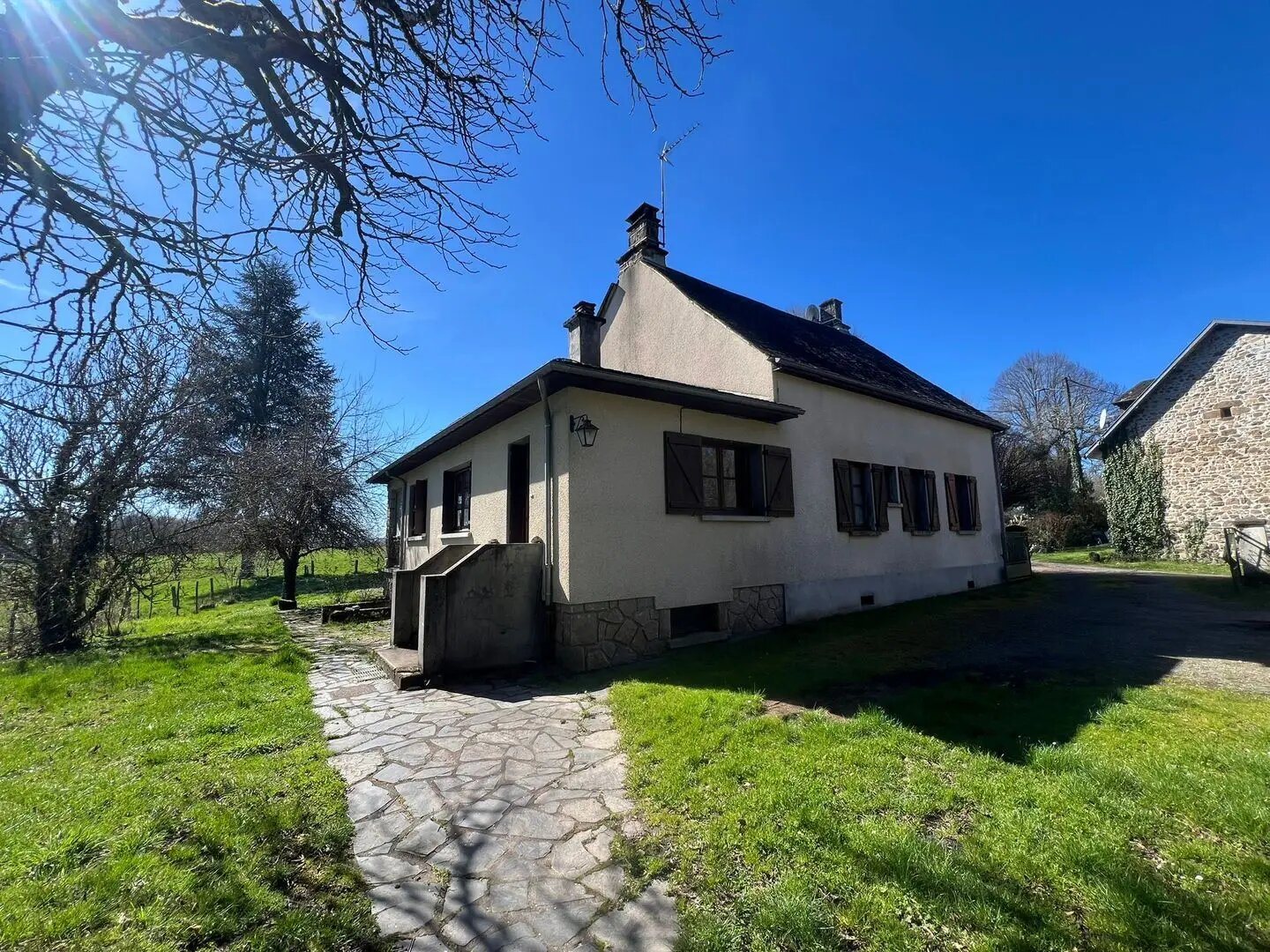Maison à vendre, 150m², Lapleau