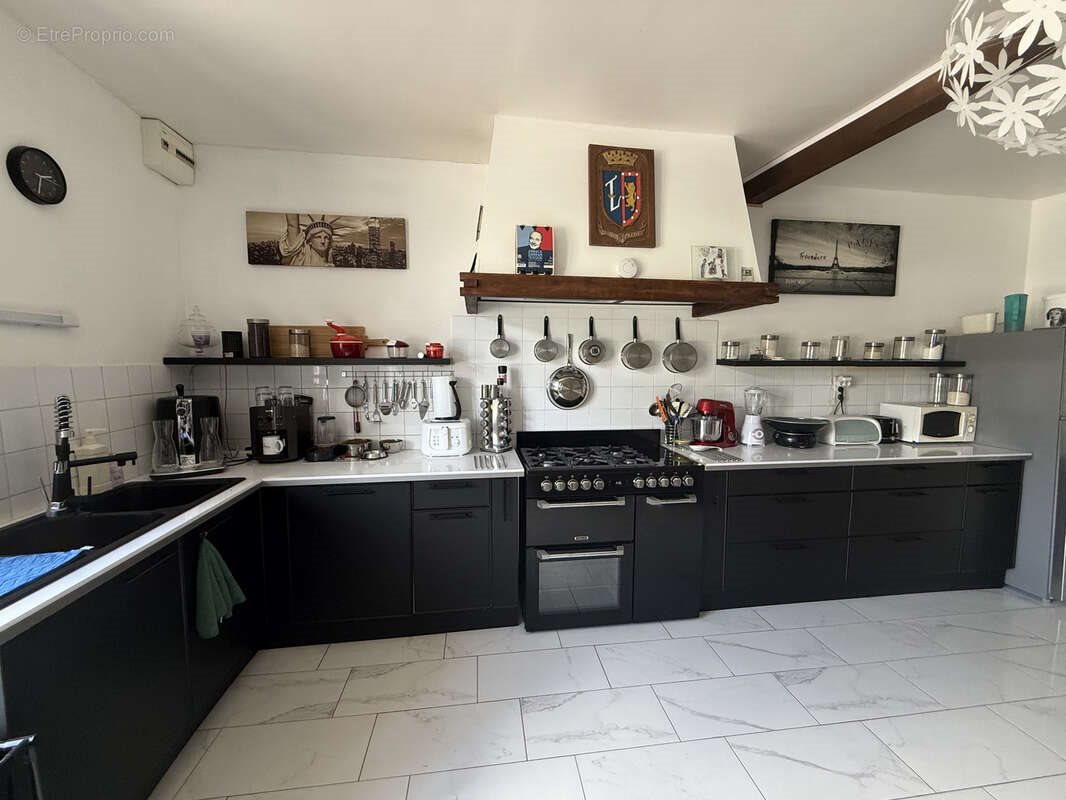 Maison à vendre, 135m², Maussac