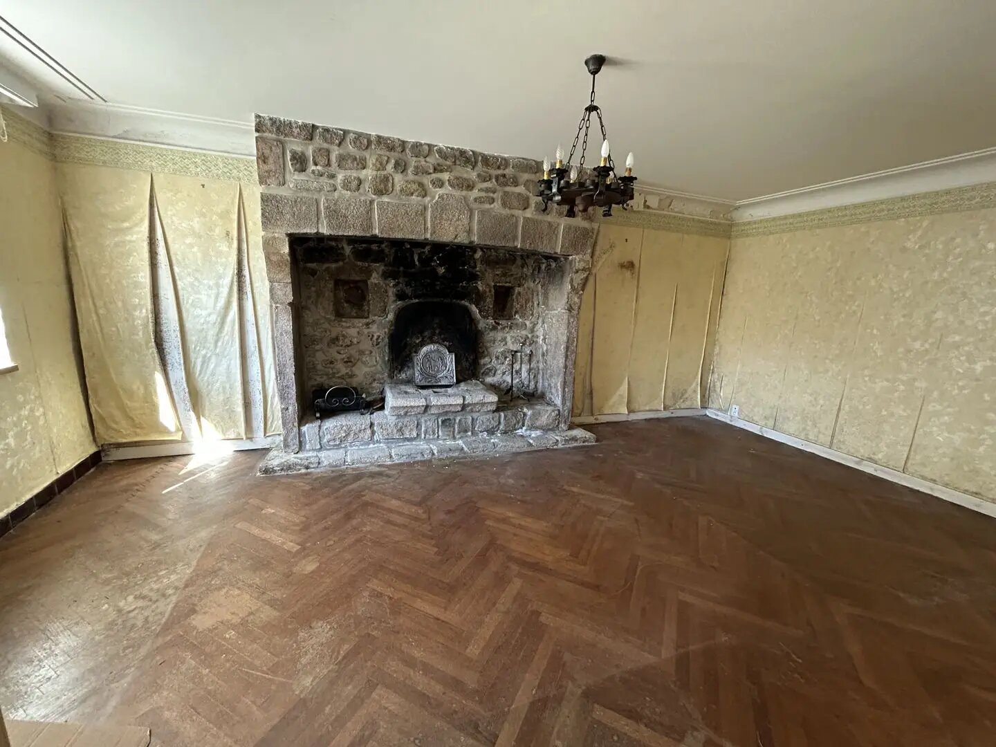 Maison à vendre, 205m², Sornac