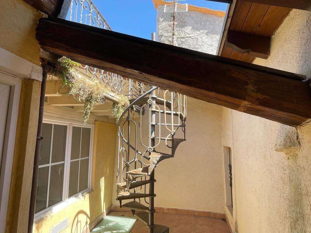 Maison à vendre, 200m², Châteauneuf-Grasse