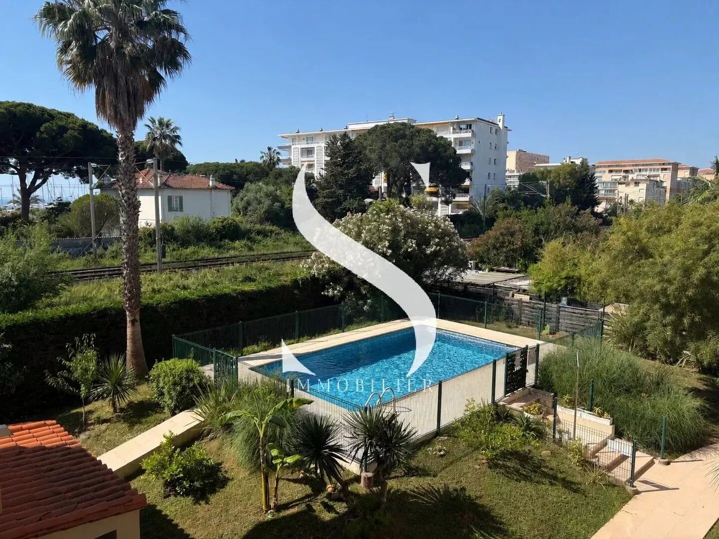 Appartement à louer, 28m², Vallauris