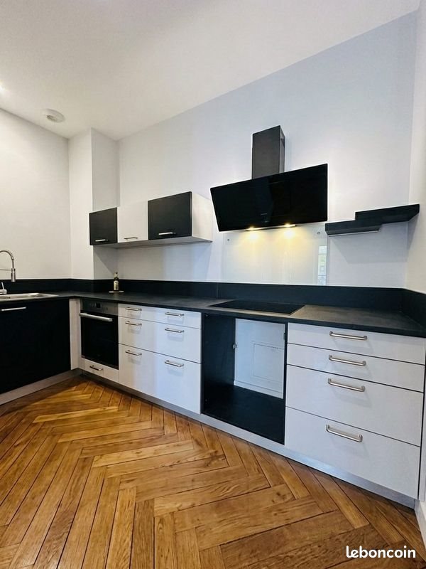 Appartement à louer, 97m², Saint-Étienne
