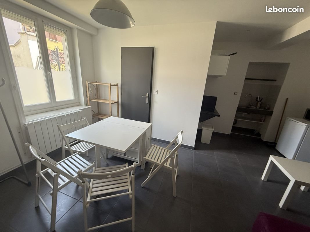 Appartement à louer, 22m², Saint-Étienne