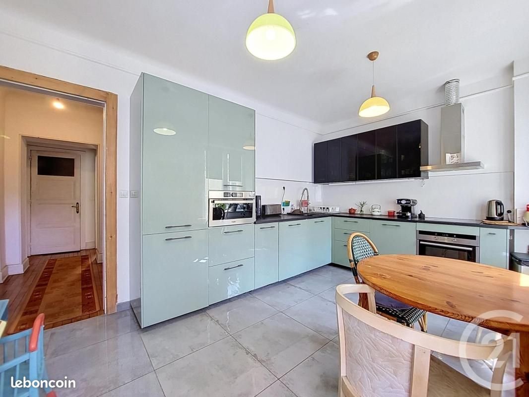 Maison à vendre, 220m², Mirecourt