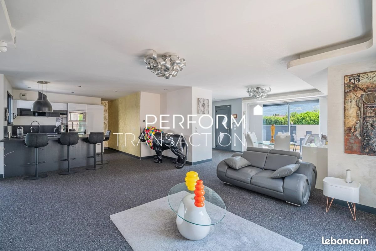 Maison à vendre, 132m², Lumbin