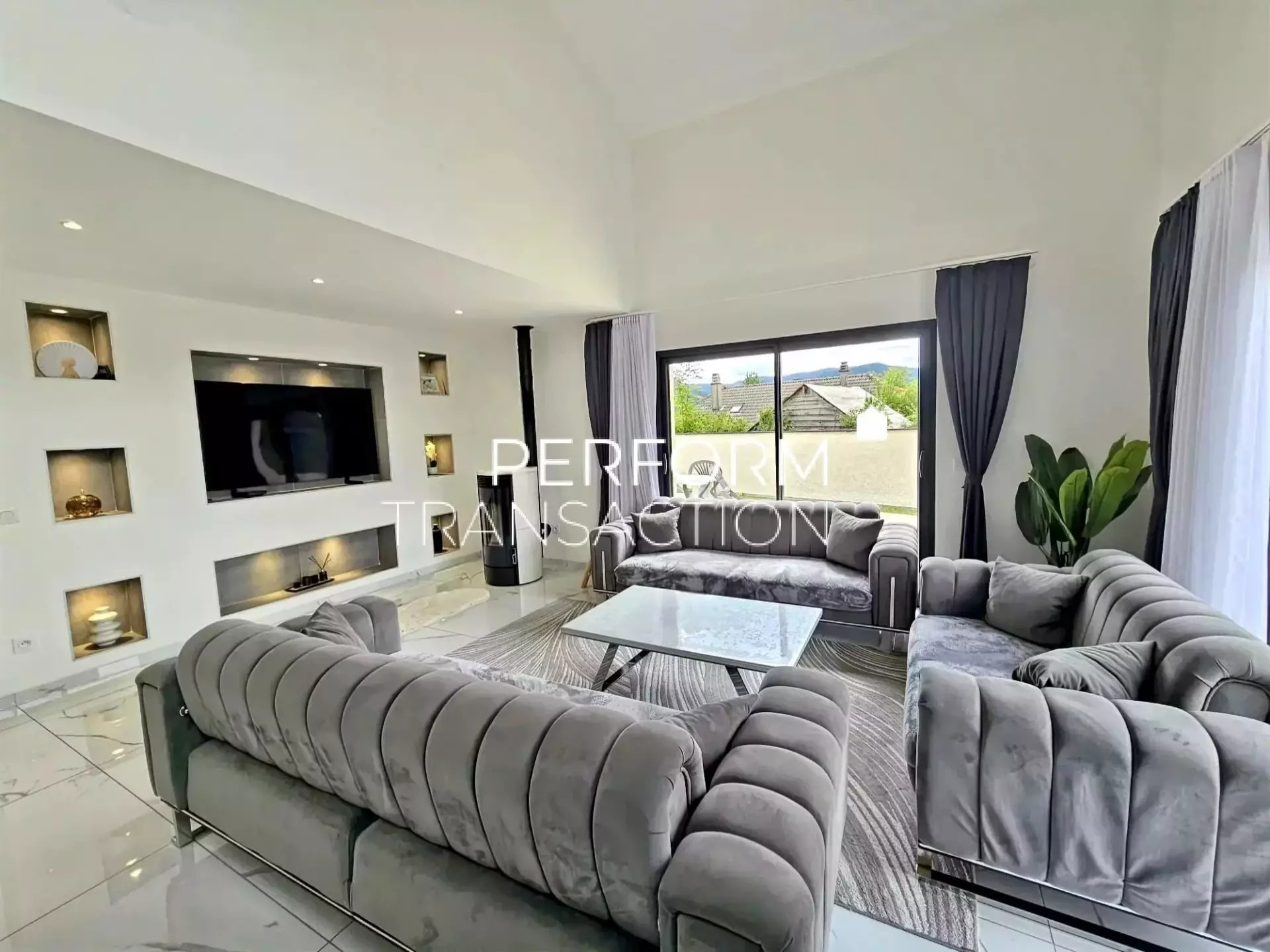 Maison à vendre, 160m², Oyonnax