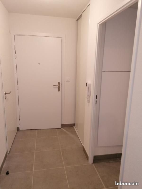 Appartement à louer, 42m², Pechbonnieu