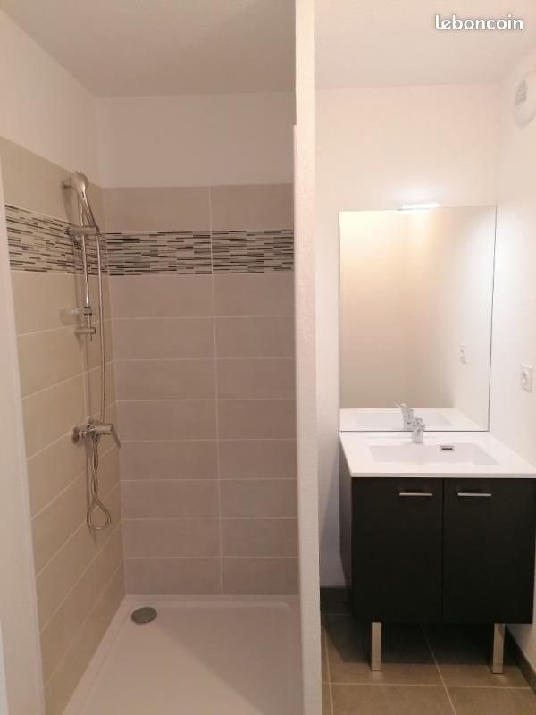 Appartement à louer, 42m², Pechbonnieu